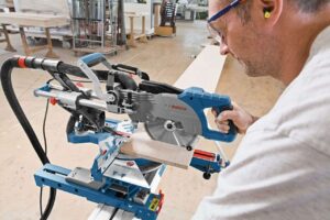 leņķzāģis bosch professional gcm 8 sjl 1600 w, zāģa asmeņa Ø 216 mm2
